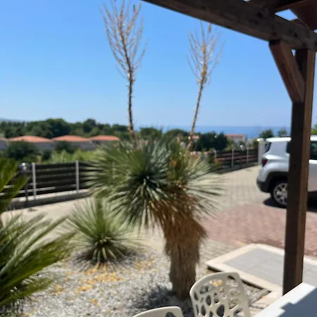 Paola Vista Mare Apartment *