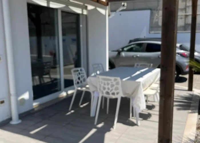 Paola Vista Mare Apartamento *